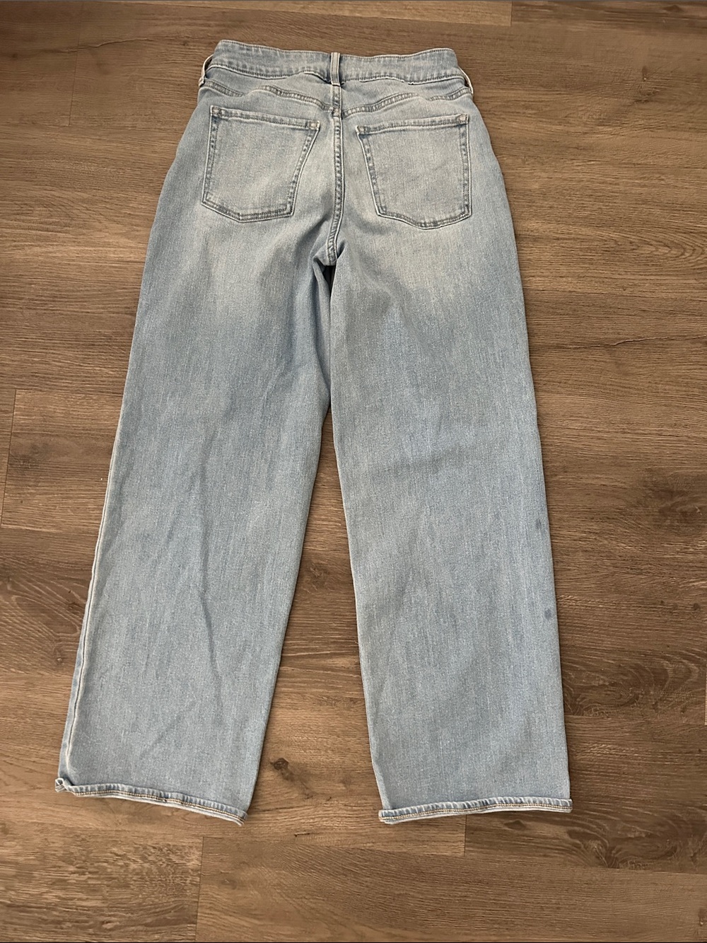Old Navy wide leg jeans - Picture 3 of 3